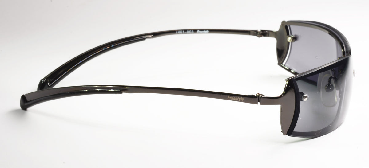 Freestyle Sonnenbrille 7461-003 mit schwarzem Metallrahmen und dunkelgrauen Gläsern – weitere Ansicht
