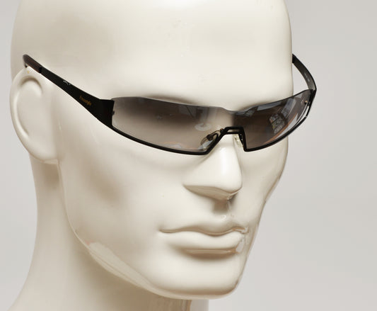 Freestyle Sonnenbrille 7465-002 mit schwarzem Metallrahmen und oben randlosem, dunkelgrauem Glas