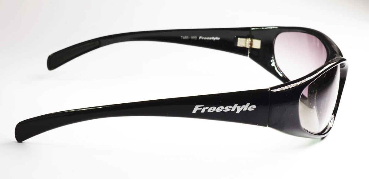 Freestyle Sportbrille 7460-002 mit schwarzem Kunststoffrahmen und grau getönten Gläsern – weitere Ansicht
