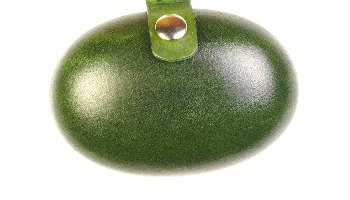 Relict Portemonnaie Oval aus Hartleder in Grün