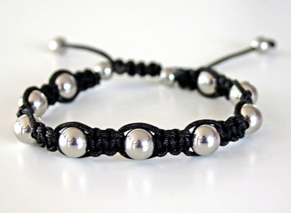 Relict Shamballa Armband REL-SHAG-001 mit kleinen silberfarbenen Edelstahlkugeln