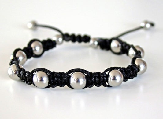 Relict Shamballa Armband REL-SHAG-001 mit kleinen silberfarbenen Edelstahlkugeln