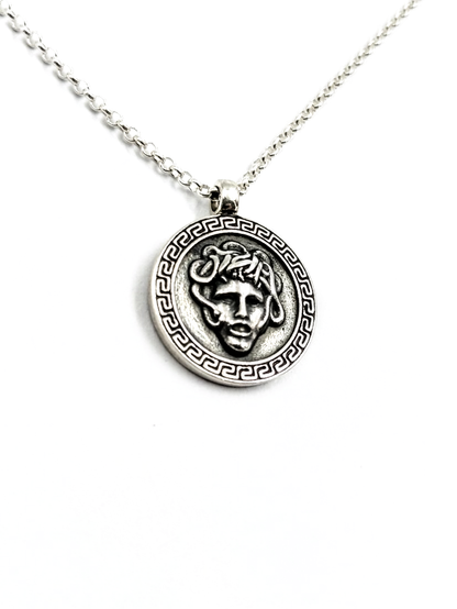 Medusa Anhänger aus 925er Sterlingsilber - Relict ®