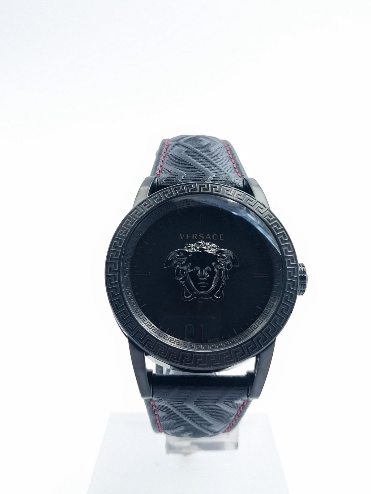 Versace Palazzo Empire All Black Herrenuhr mit schwarzem Lederband